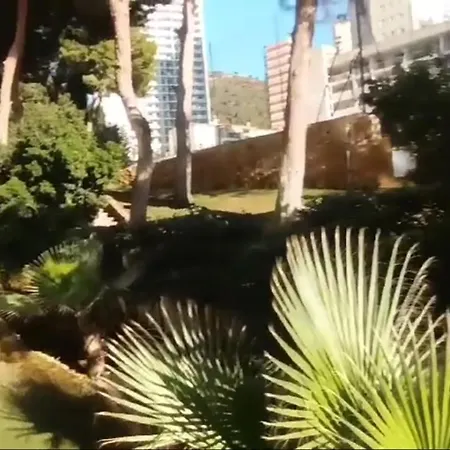 Nuevo Apto Hasta 6 Personas Muy Cerca De Playa Levante Con Jardines Y Gran Piscina , Pista De Tennis Y Futbol Deportes Y Zona Infantil ,en Urbanizacion Con Parking Lejlighed Benidorm